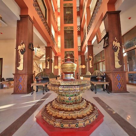 Thousand Island Hotel Inle Lake מראה חיצוני תמונה