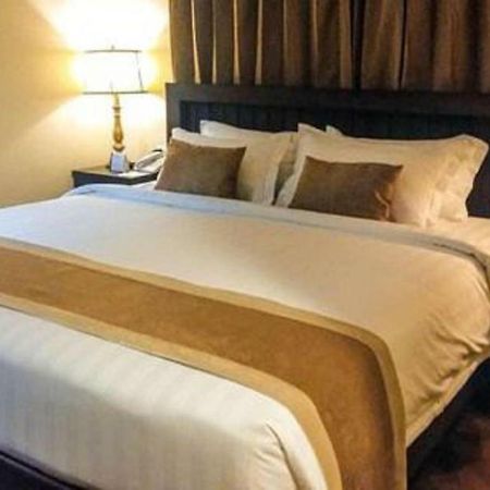 Thousand Island Hotel Inle Lake מראה חיצוני תמונה