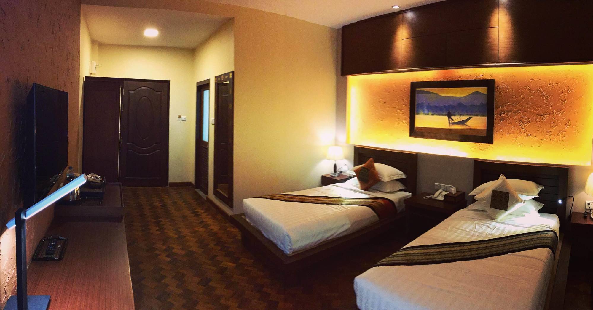 Thousand Island Hotel Inle Lake מראה חיצוני תמונה