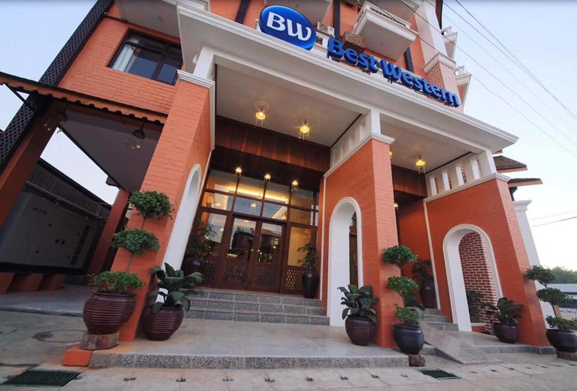 Thousand Island Hotel Inle Lake מראה חיצוני תמונה