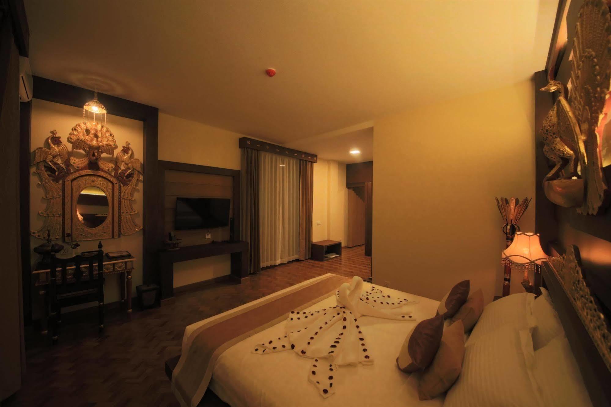 Thousand Island Hotel Inle Lake מראה חיצוני תמונה